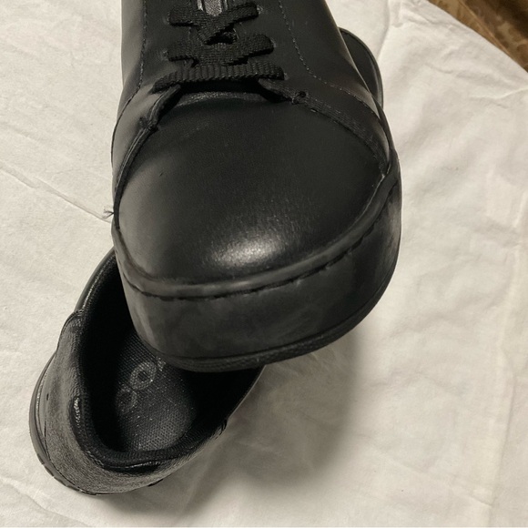 Coach MENS Sneakers - Picture 3 of 8